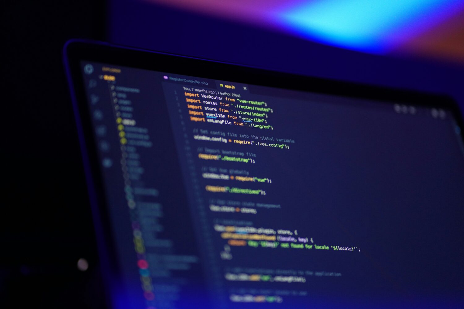 Techniek en design vormen een belangrijke basis voor een sterke website.